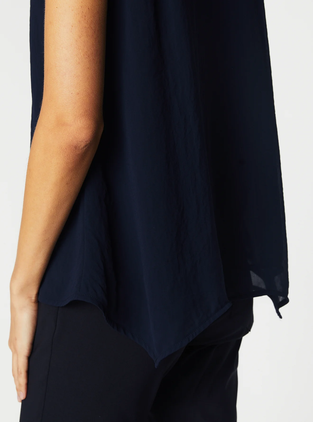 WATERFALL SINGLET - Image 6